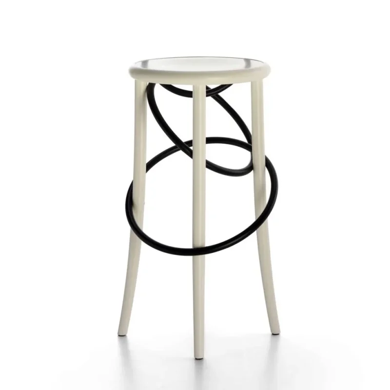 Cirque – Gebrüder Thonet Vienna at Mesmetric