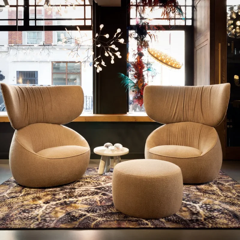 Pooof – Moooi at Mesmetric
