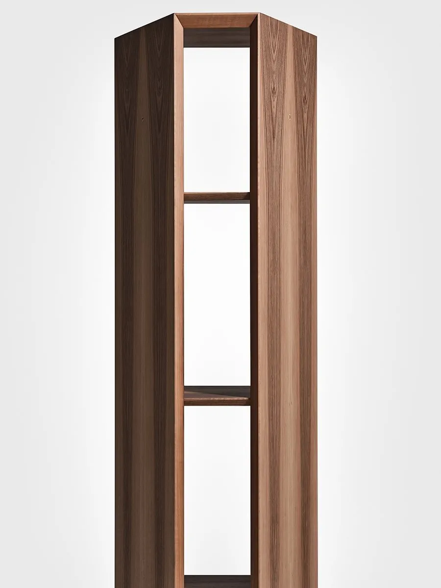 Prism Divider – Gallotti & Radice at Mesmetric