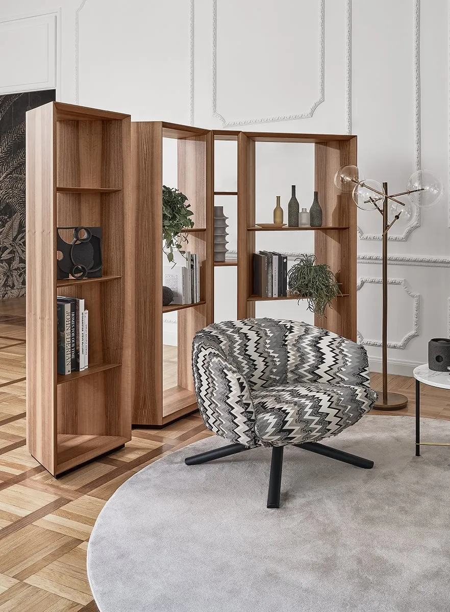 Prism Divider – Gallotti & Radice at Mesmetric