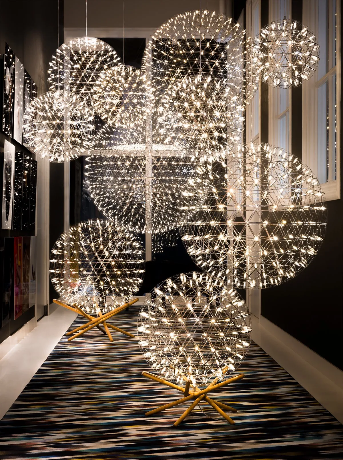 Raimond II – Moooi at Mesmetric