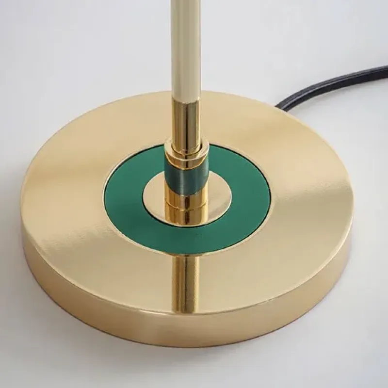 Revolve table