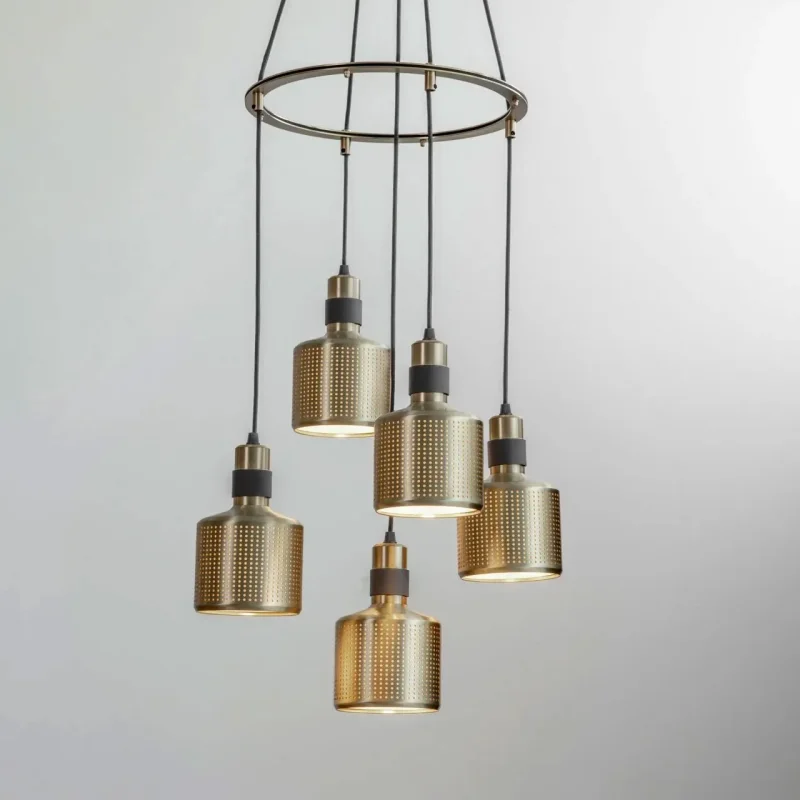 Riddle Cluster Light