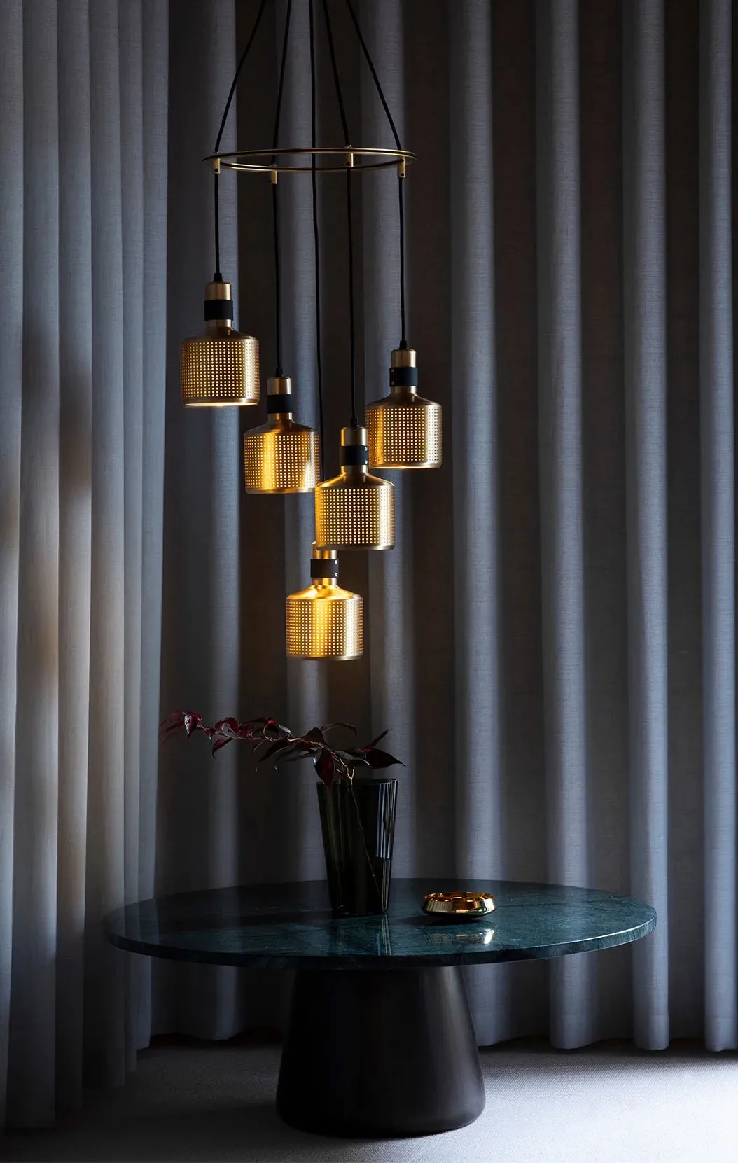 Riddle Cluster Light