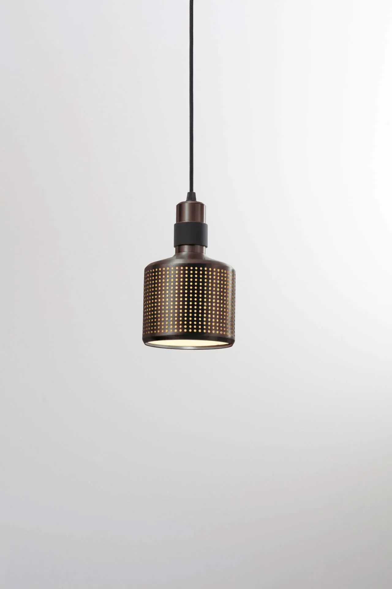 Riddle pendant - Bert Frank w Mesmetric