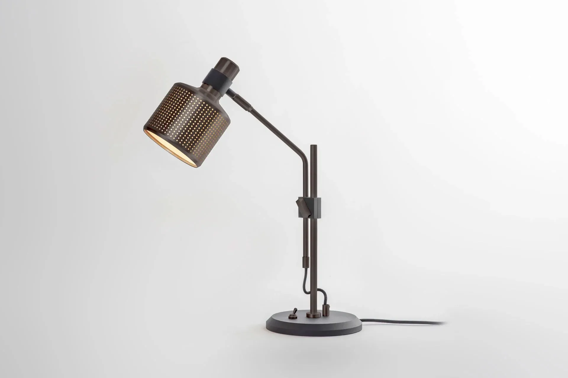 Riddle table lamp single - Bert Frank w Mesmetric
