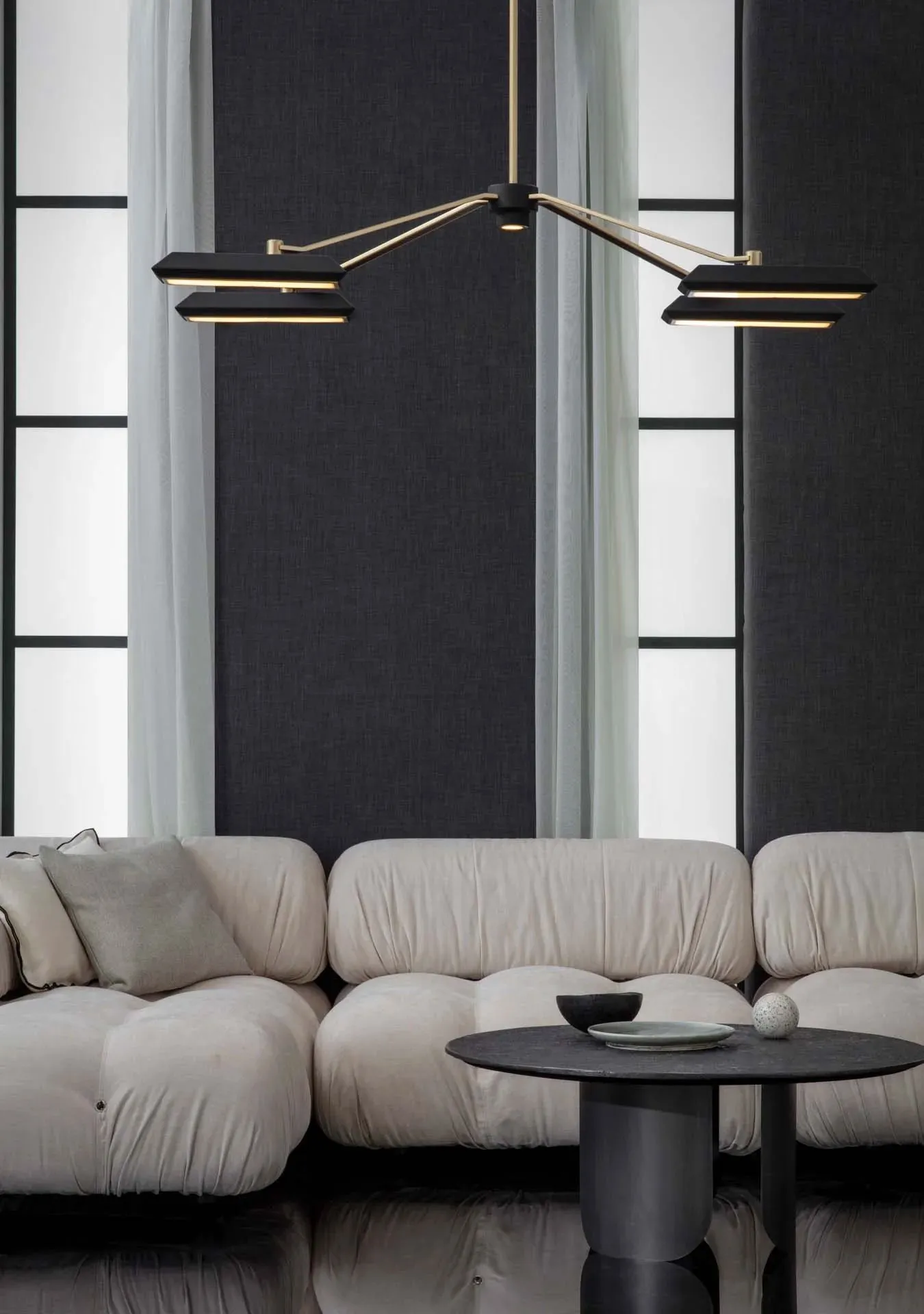 Rinato linear chandelier 4 – Bert Frank at Mesmetric