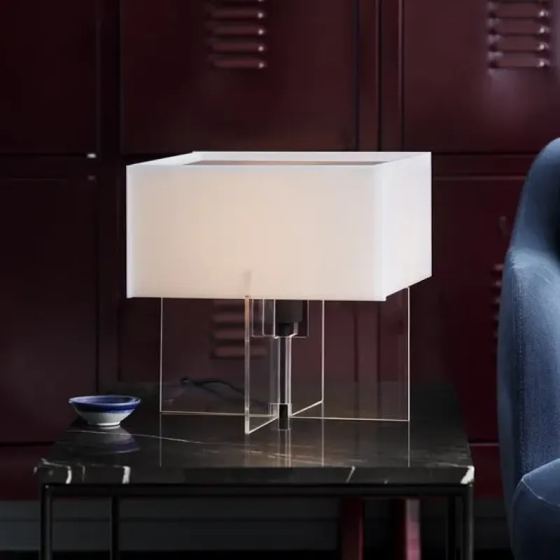 Cross-Plex™ - Fritz Hansen w Mesmetric