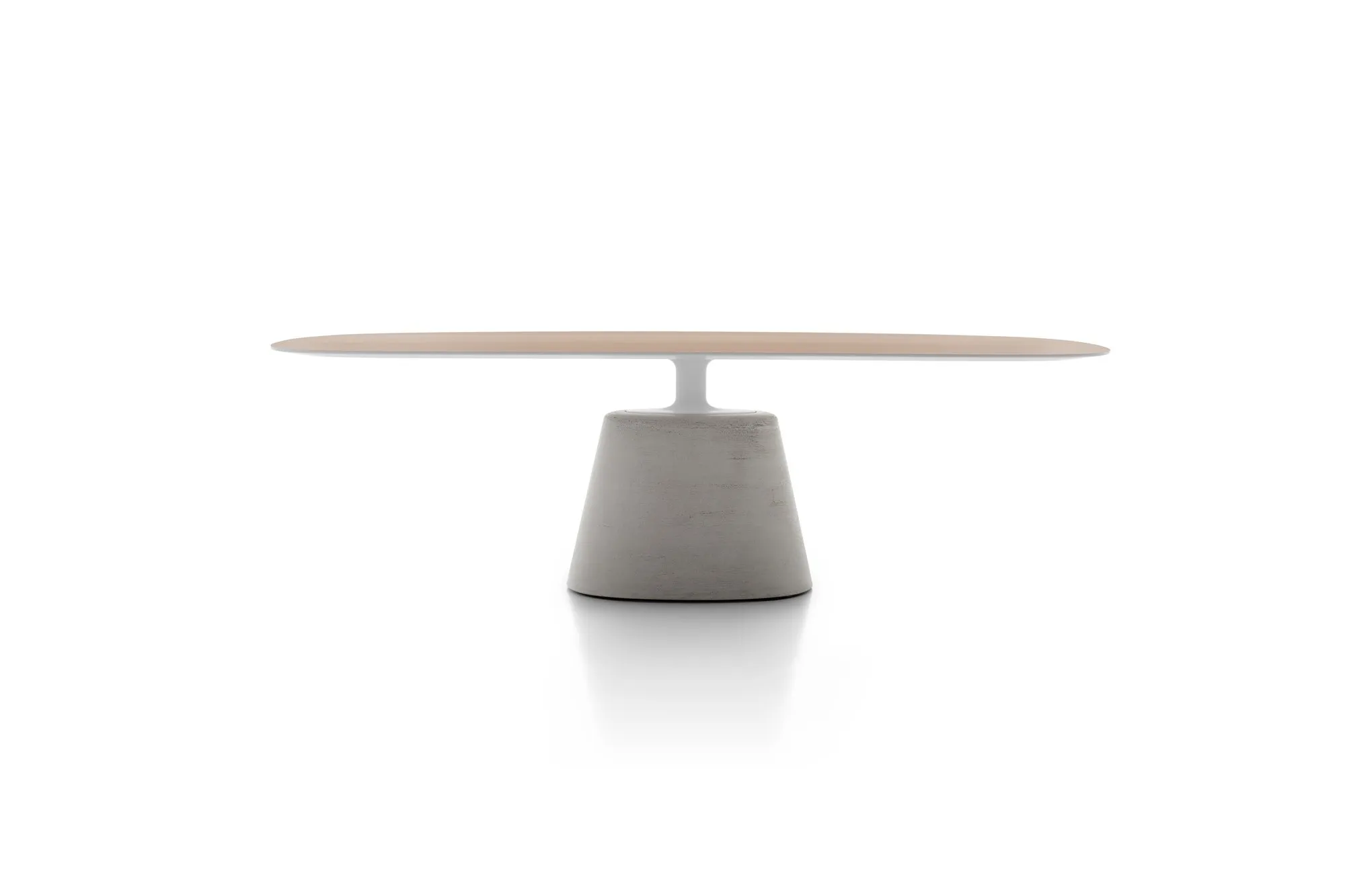Rock Table Maxi - MDF Italia w Mesmetric