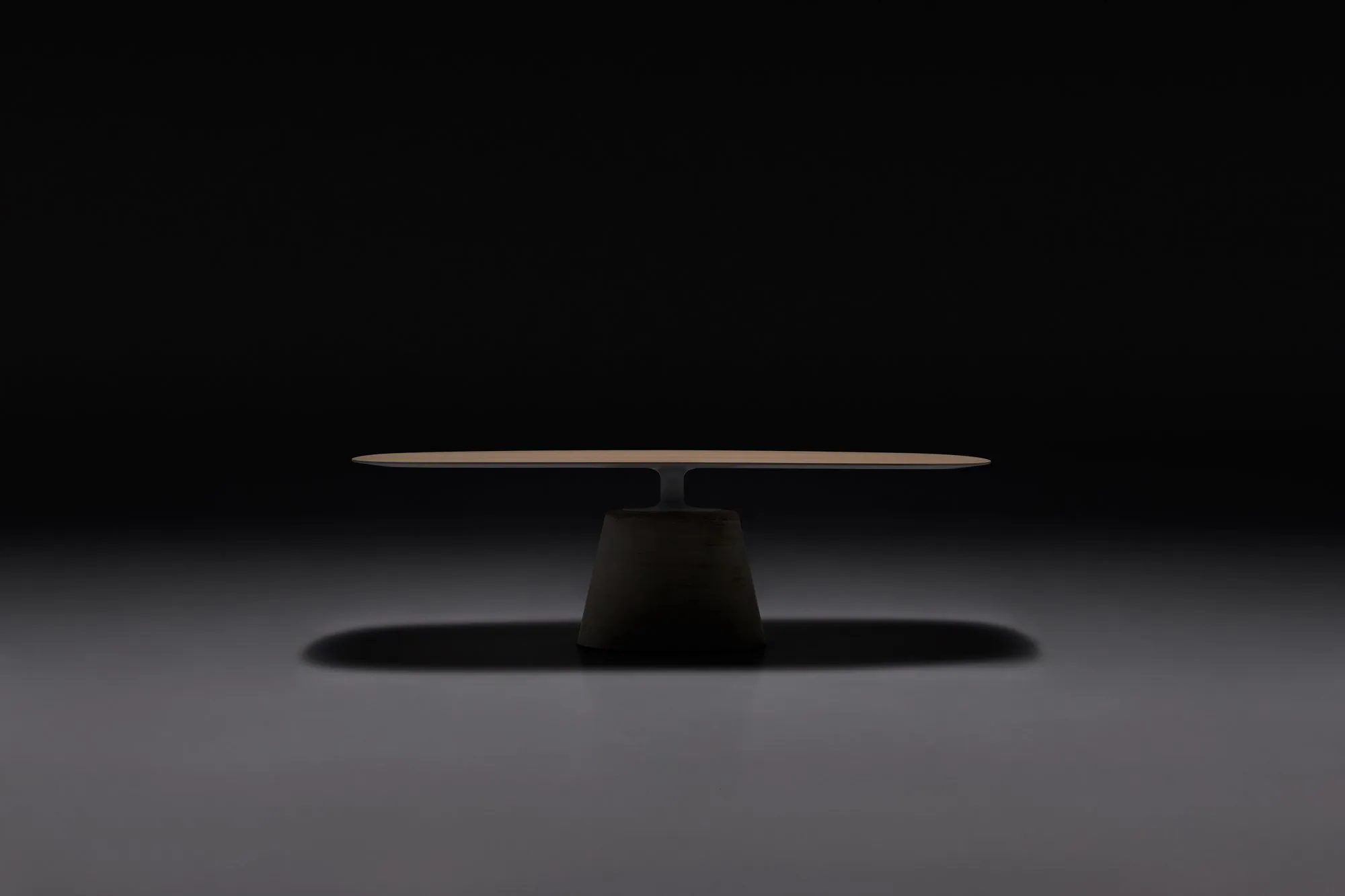 Rock Table Maxi - MDF Italia w Mesmetric