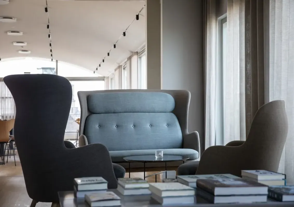 Ro™ - Fritz Hansen w Mesmetric