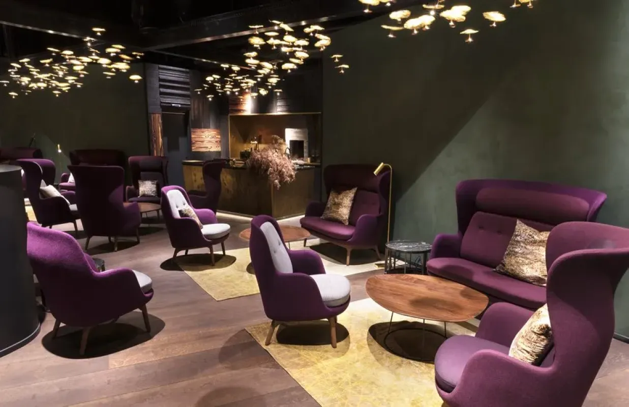 Ro™ - Fritz Hansen w Mesmetric