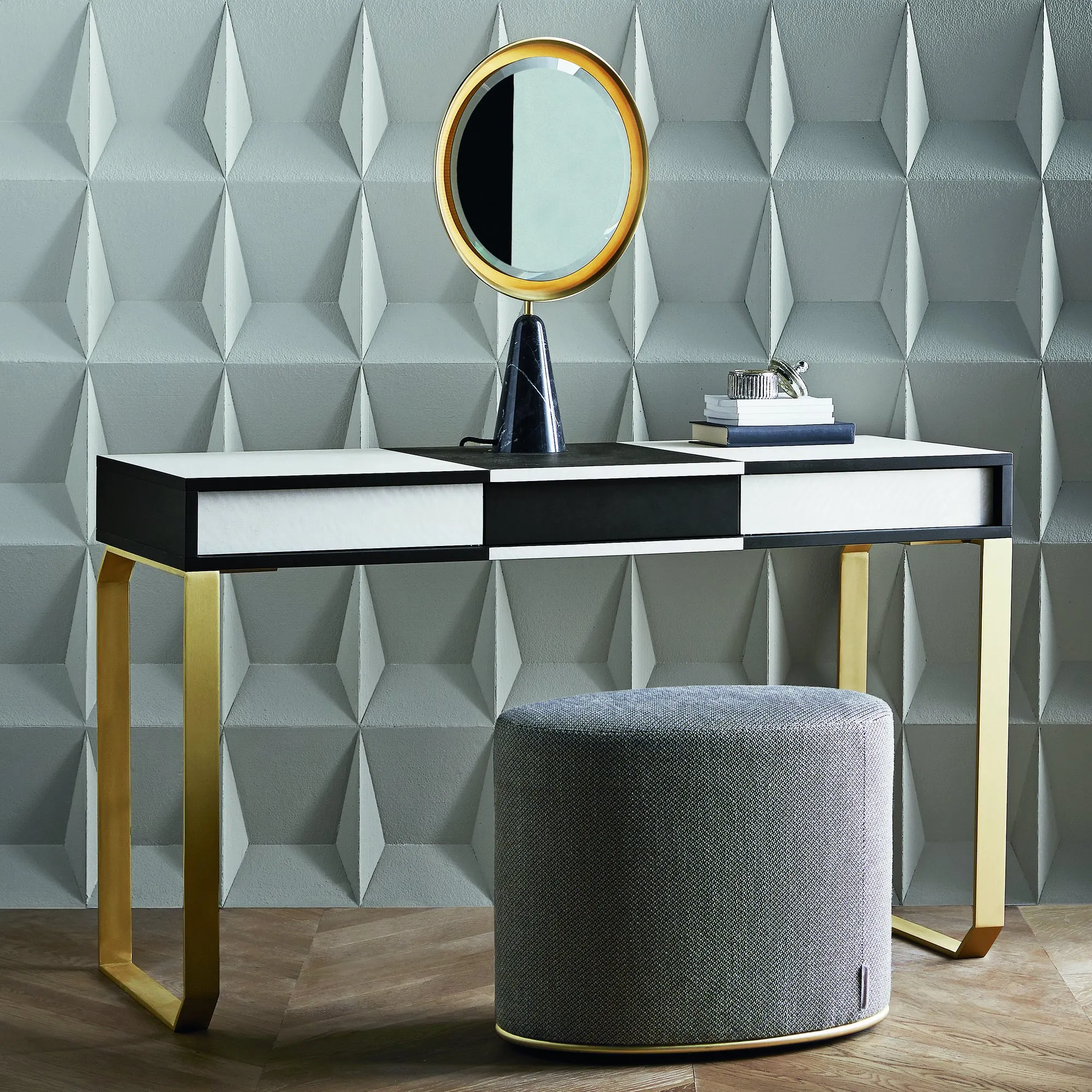 Selene – Gallotti & Radice at Mesmetric