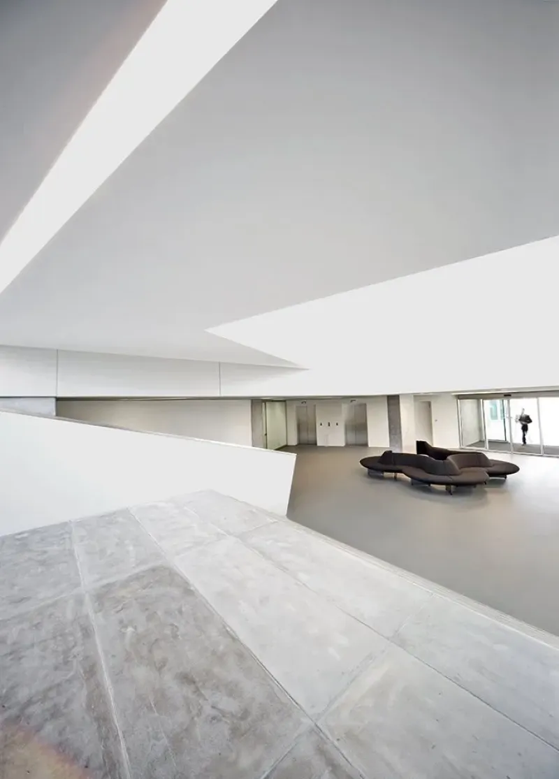 Serpentine - Moroso w Mesmetric