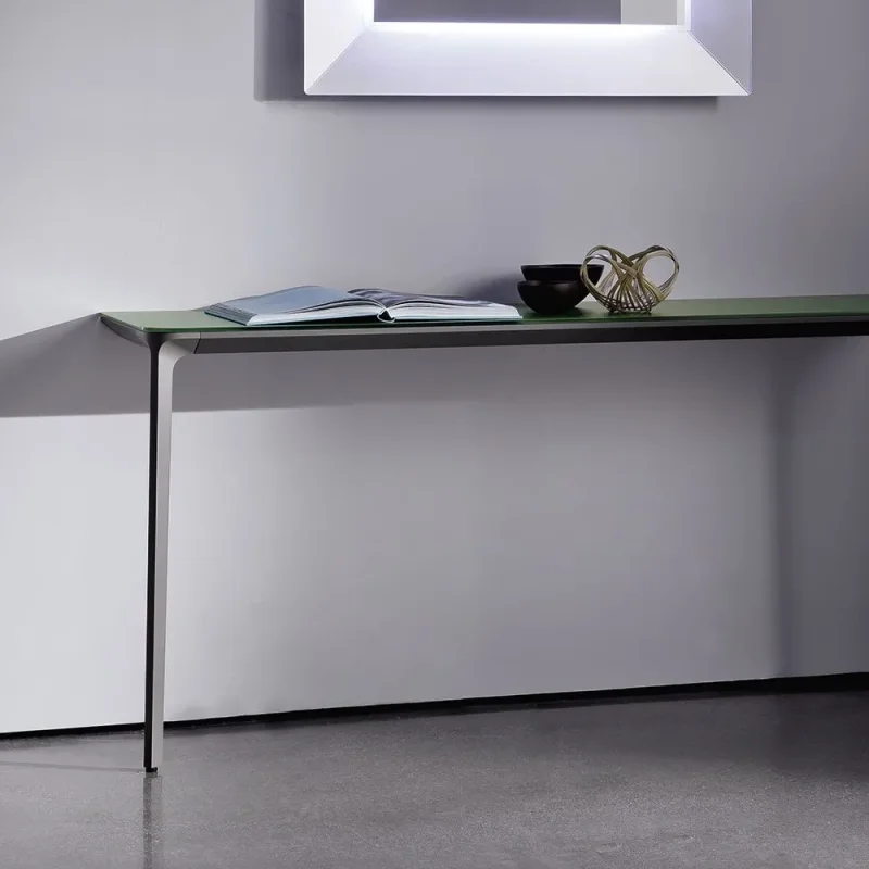 Slim Console 2 Legs – Sovet Italia at Mesmetric