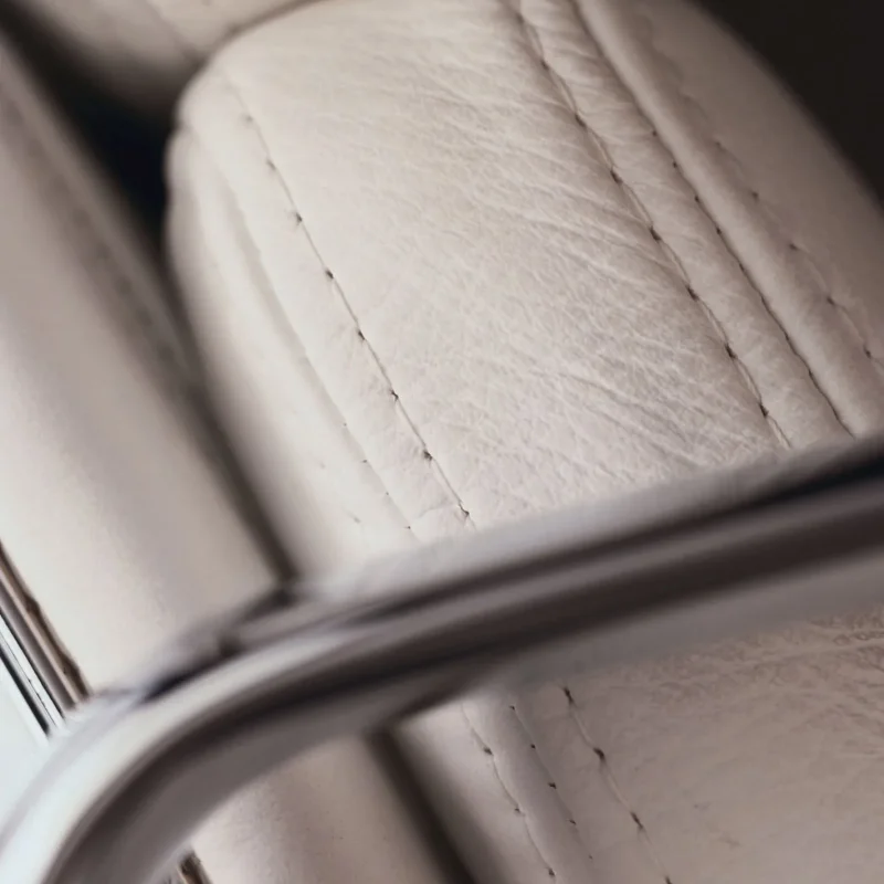 Soft Pad Group EA 222 – Vitra at Mesmetric