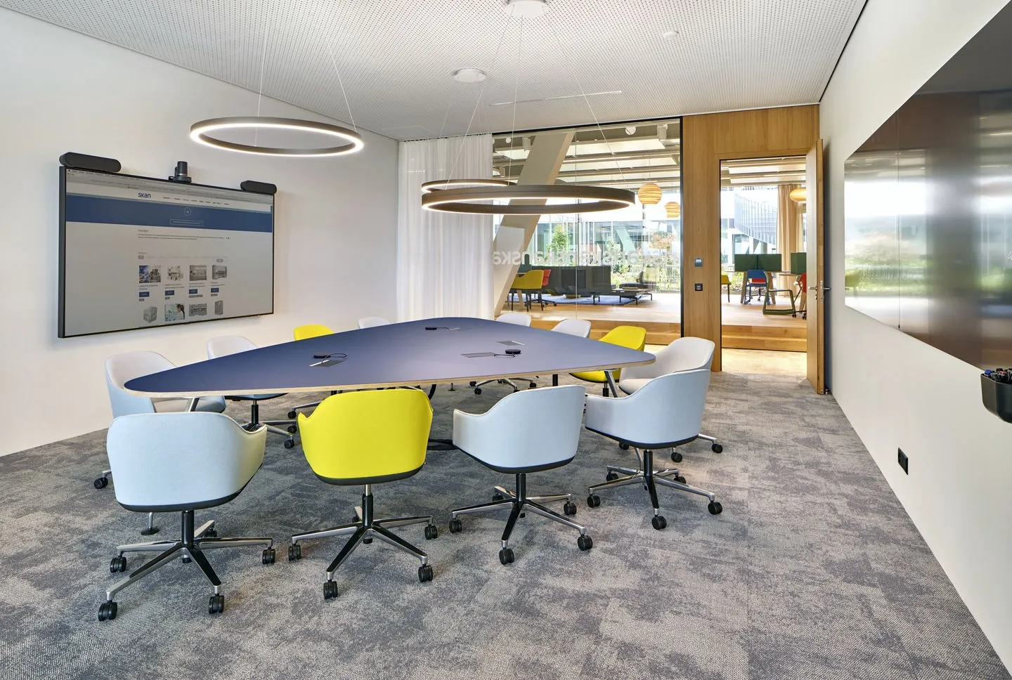Softshell Five-Star Base – Vitra at Mesmetric