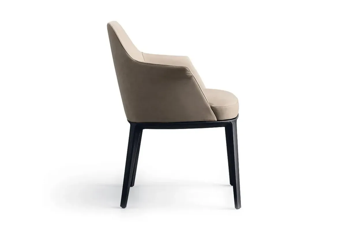 Sophie Armchair – Poliform at Mesmetric
