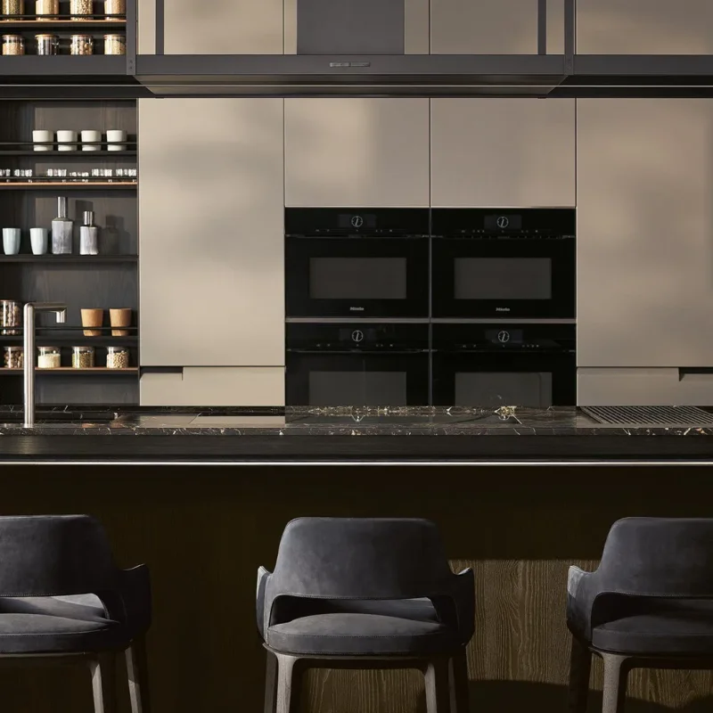 Sophie Lite Stool – Poliform at Mesmetric