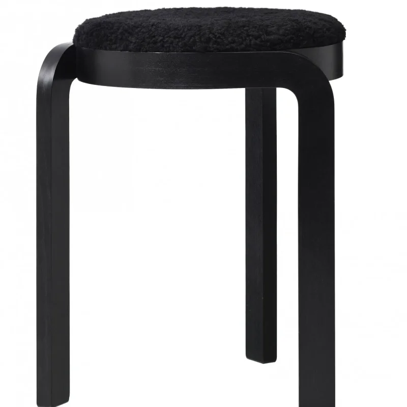 Spin upholstered – Swedese at Mesmetric