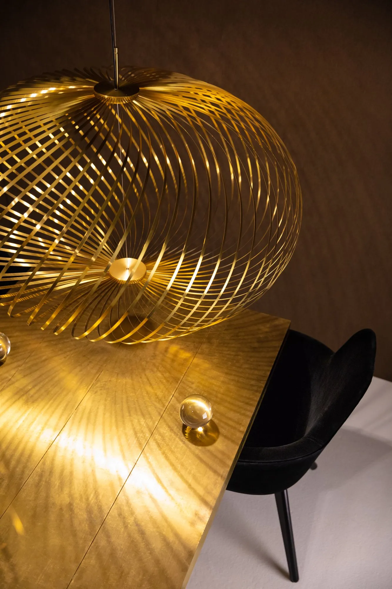 Spring Medium LED - Tom Dixon w Mesmetric