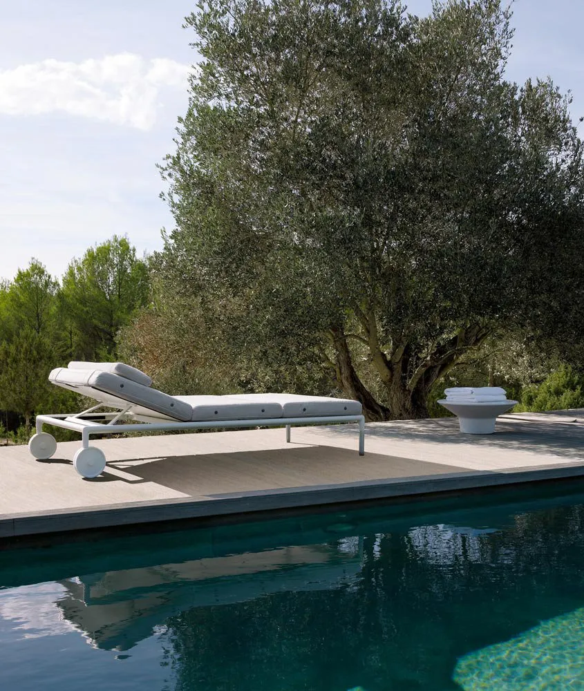 Springtime Outdoor - B&B Italia Outdoor w Mesmetric