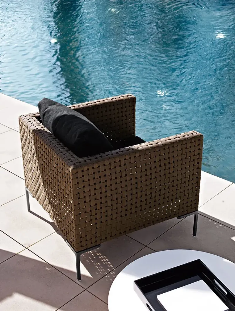 Springtime Outdoor - B&B Italia Outdoor w Mesmetric