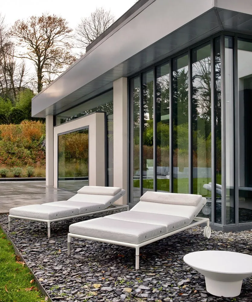 Springtime Outdoor - B&B Italia Outdoor w Mesmetric