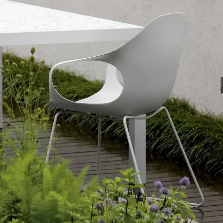 Elephant Slide Outdoor - Kristalia w Mesmetric