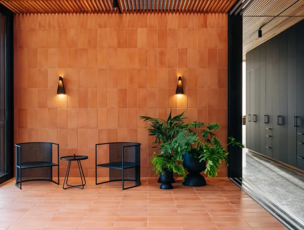 Standley Outdoor/Indoor