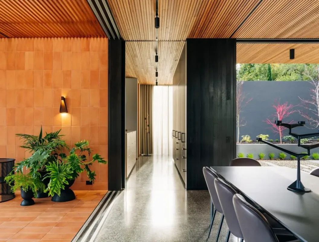 Standley Outdoor/Indoor