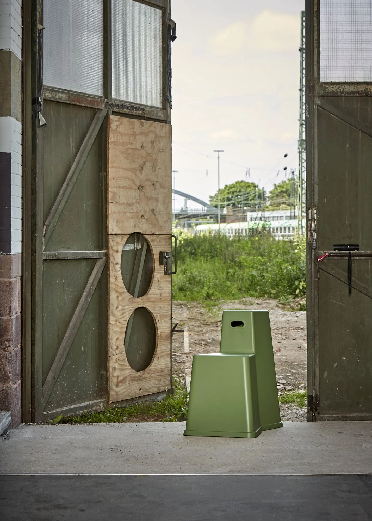 Stool-Tool - Vitra w Mesmetric