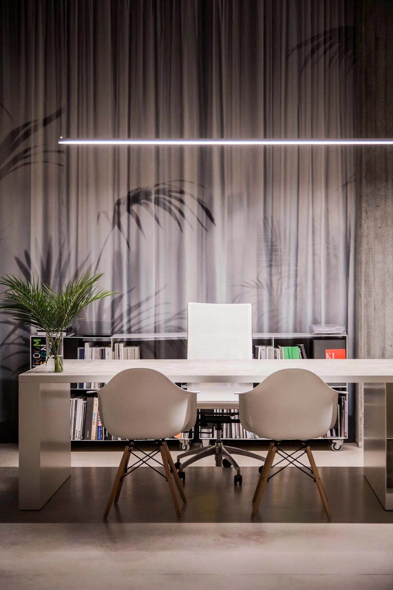 Straight – OLEV at Mesmetric