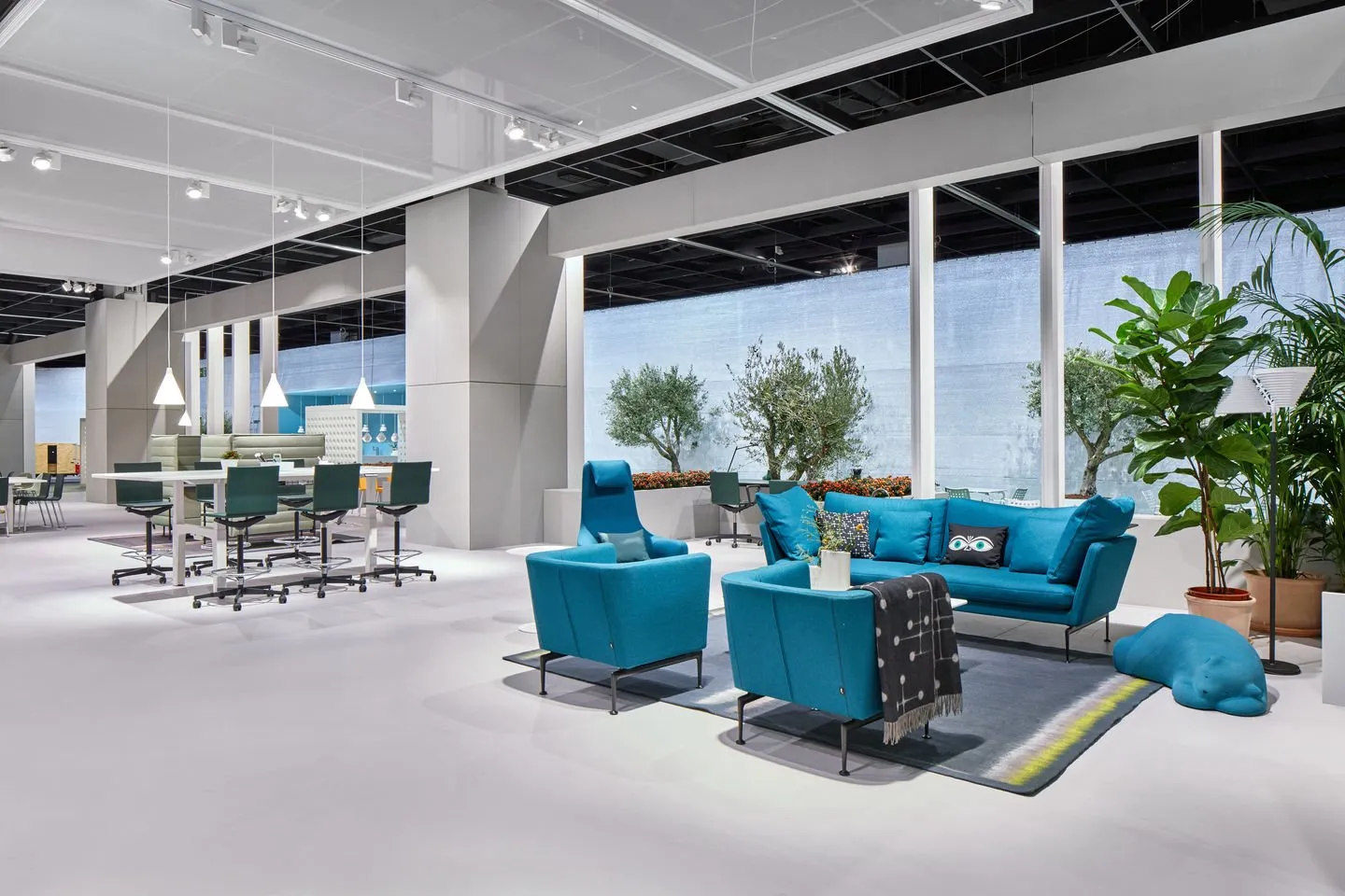 Suita Club Armchair