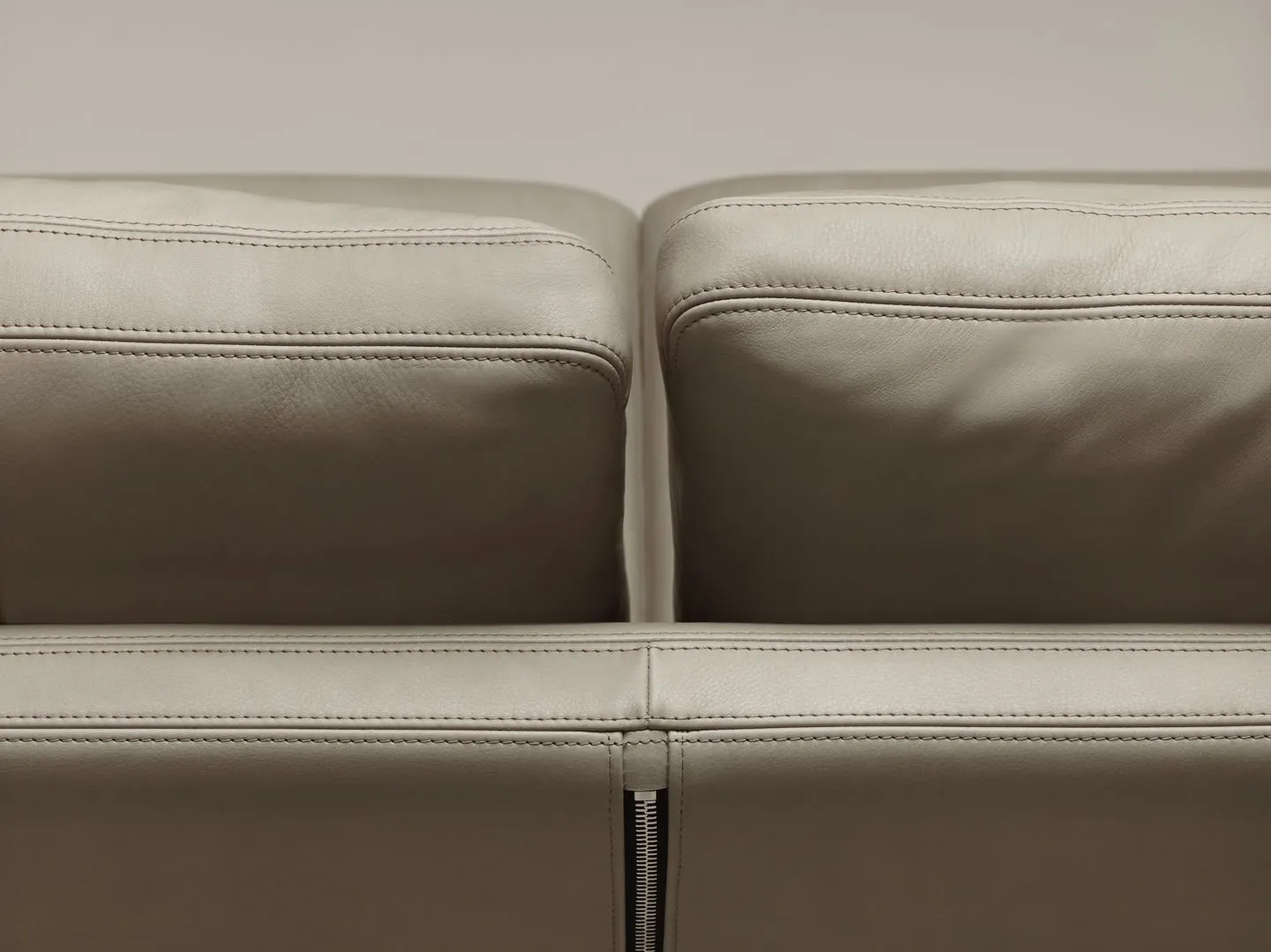 Suita Sofa