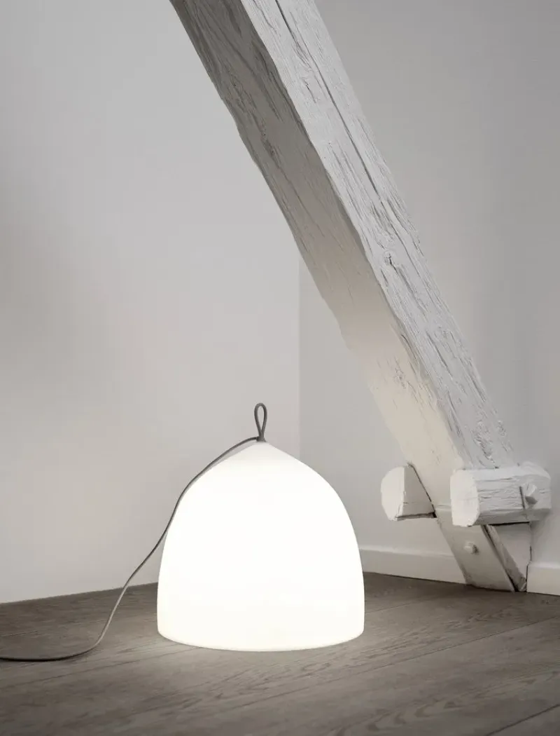 Suspence™ - Fritz Hansen w Mesmetric