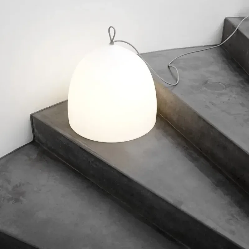 Suspence™ - Fritz Hansen w Mesmetric