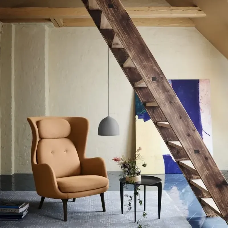 Suspence™ - Fritz Hansen w Mesmetric