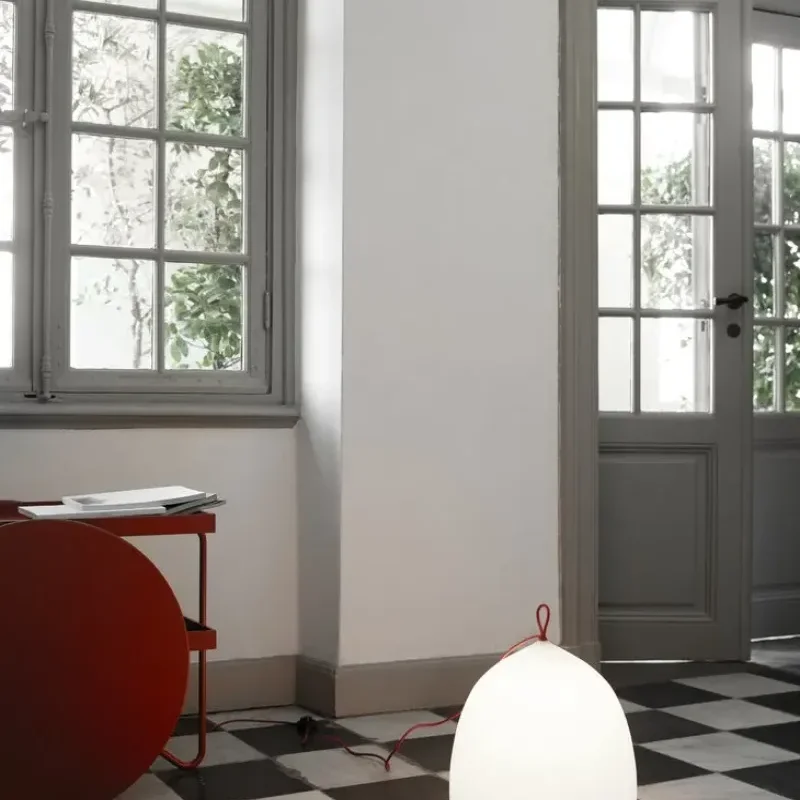 Suspence™ - Fritz Hansen w Mesmetric