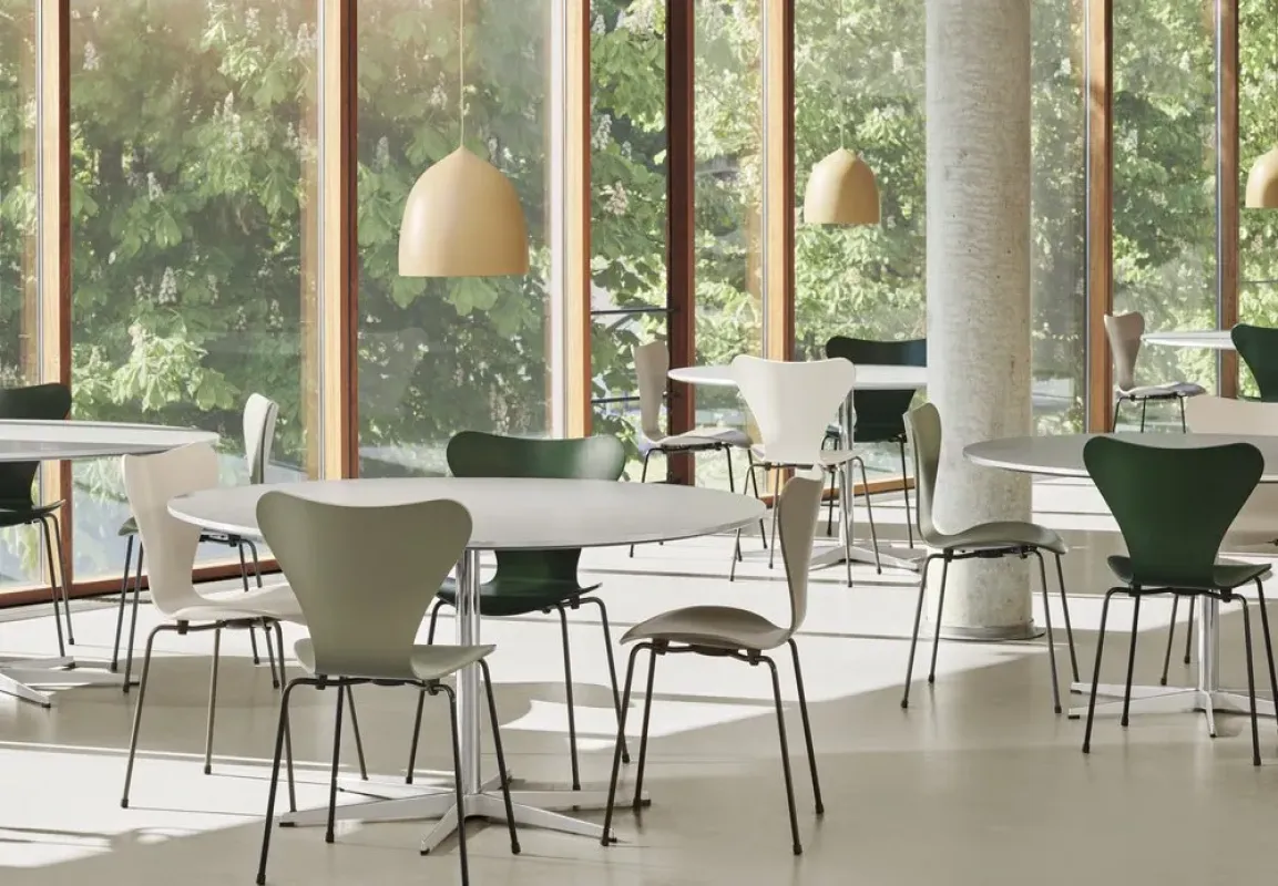 Suspence™ - Fritz Hansen w Mesmetric
