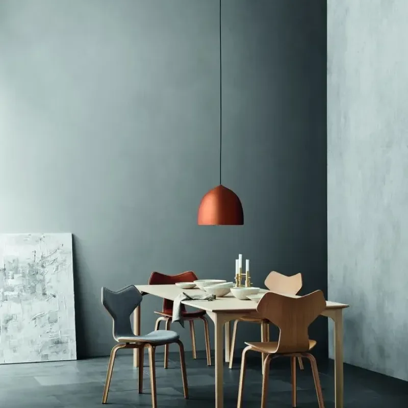 Suspence™ - Fritz Hansen w Mesmetric