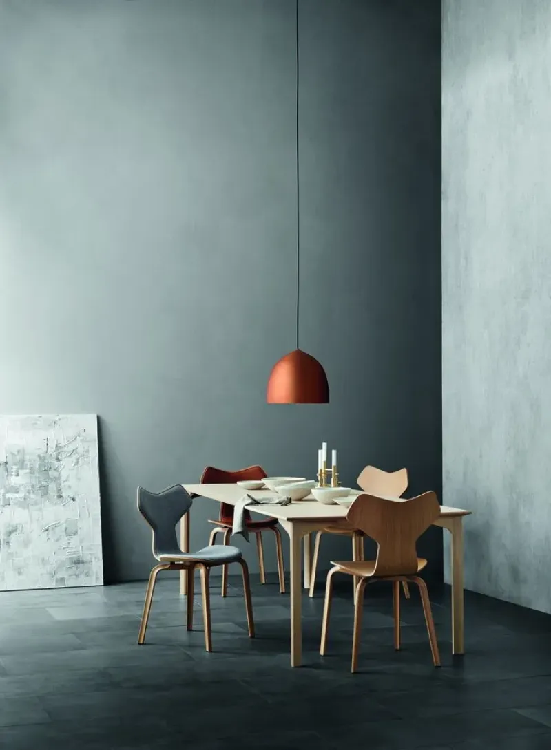 Suspence™ - Fritz Hansen w Mesmetric