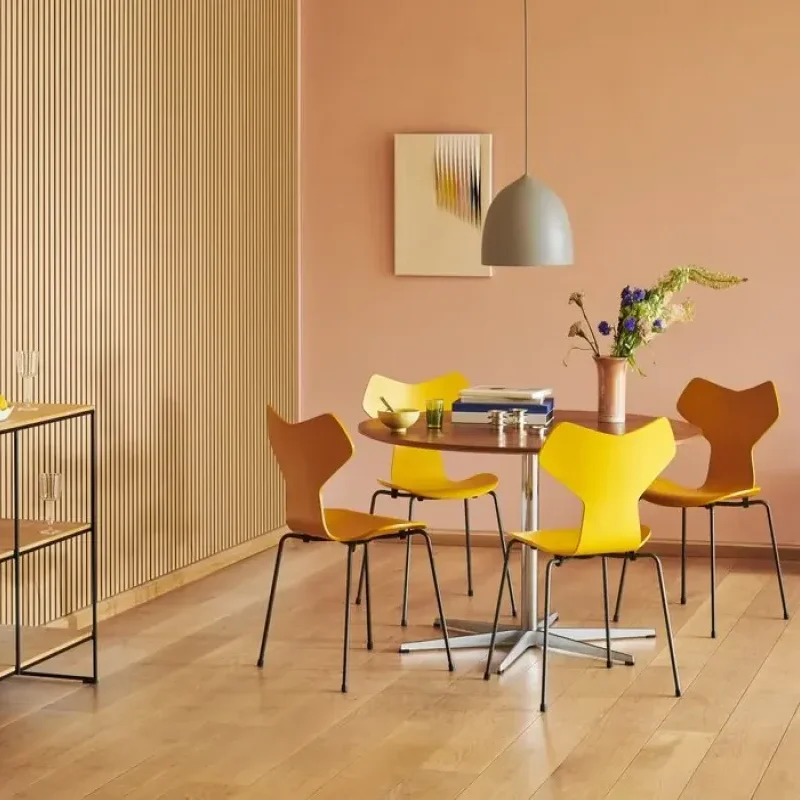 Suspence™ - Fritz Hansen w Mesmetric