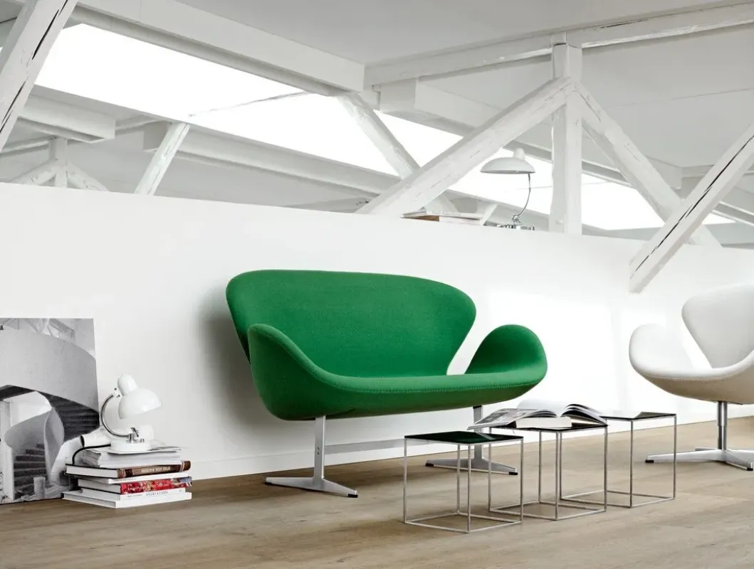 Swan™ – Fritz Hansen at Mesmetric