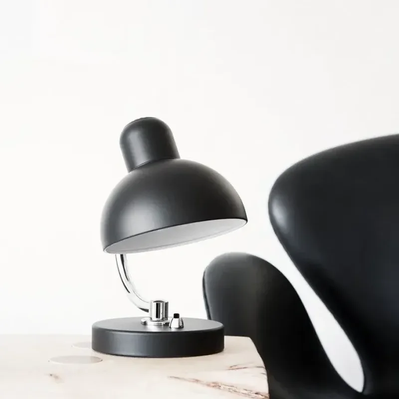 Swan™ – Fritz Hansen at Mesmetric