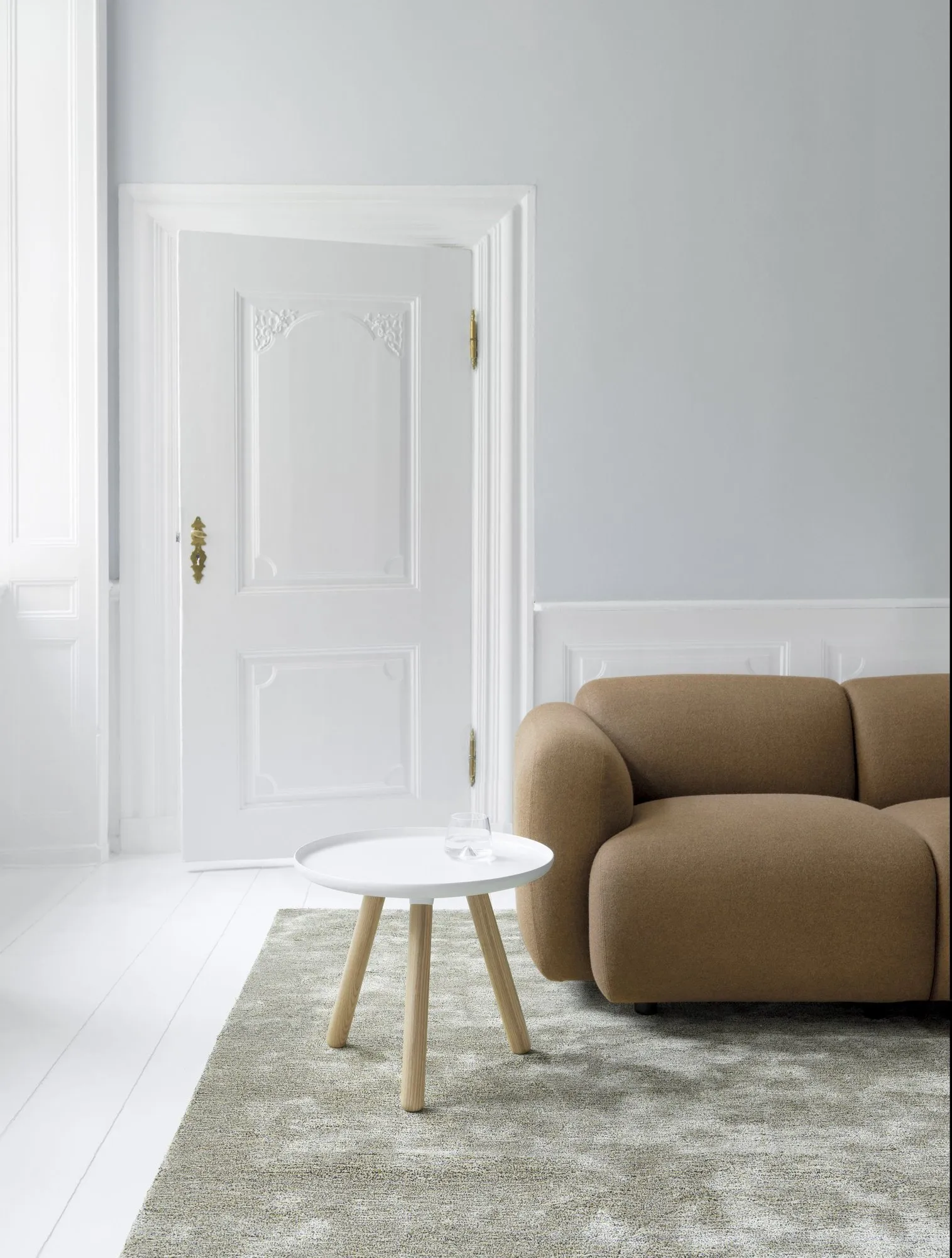 Tablo round - Normann Copenhagen w Mesmetric