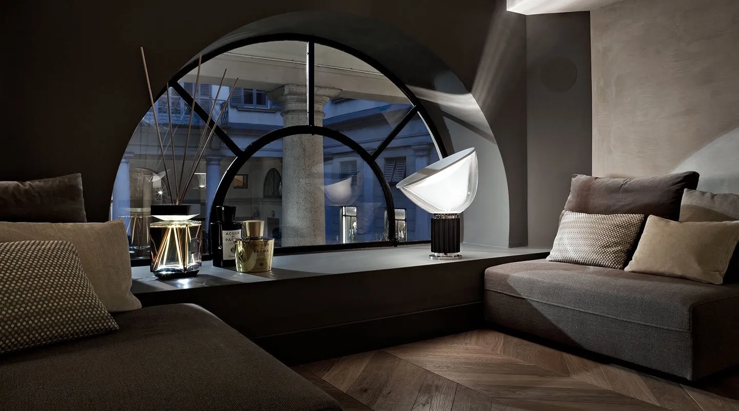 Taccia – Flos at Mesmetric