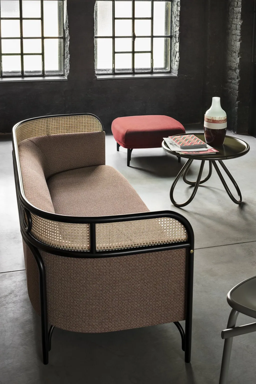 Targa - Gebrüder Thonet Vienna w Mesmetric