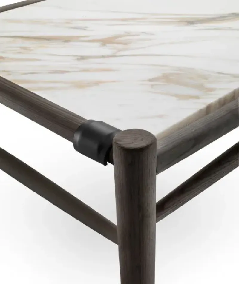 Tessa - Flexform w Mesmetric
