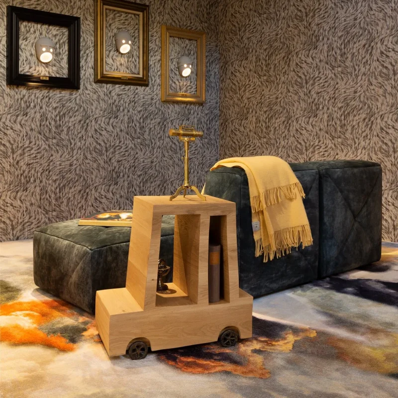 The Party - Moooi w Mesmetric